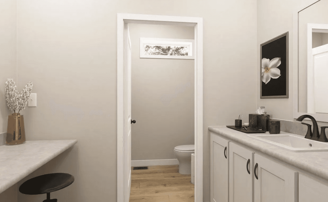 The weeping willow bathroom home features