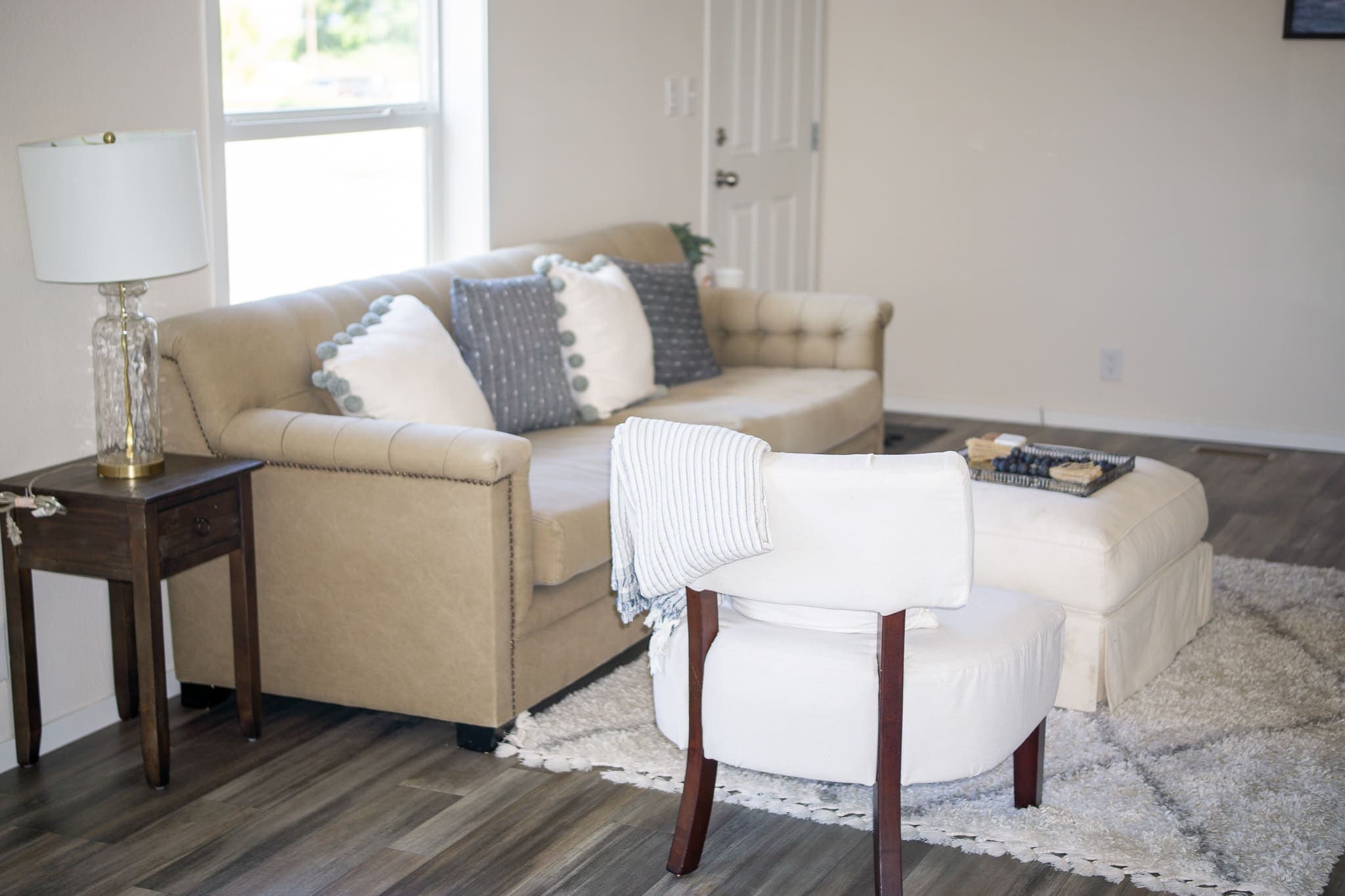 The opal (28483f) interior home features
