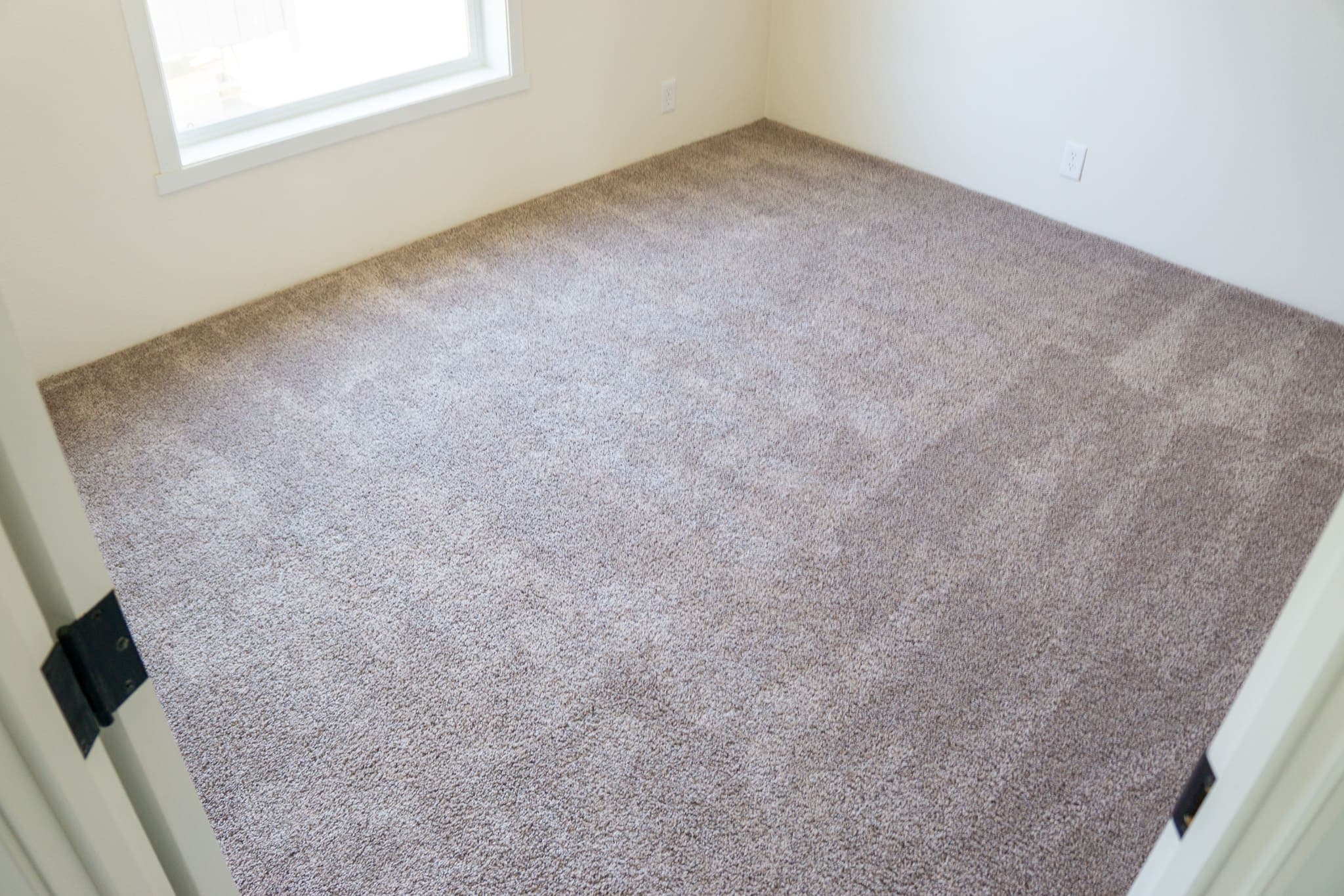 The opal (28483f) interior and bedroom home features